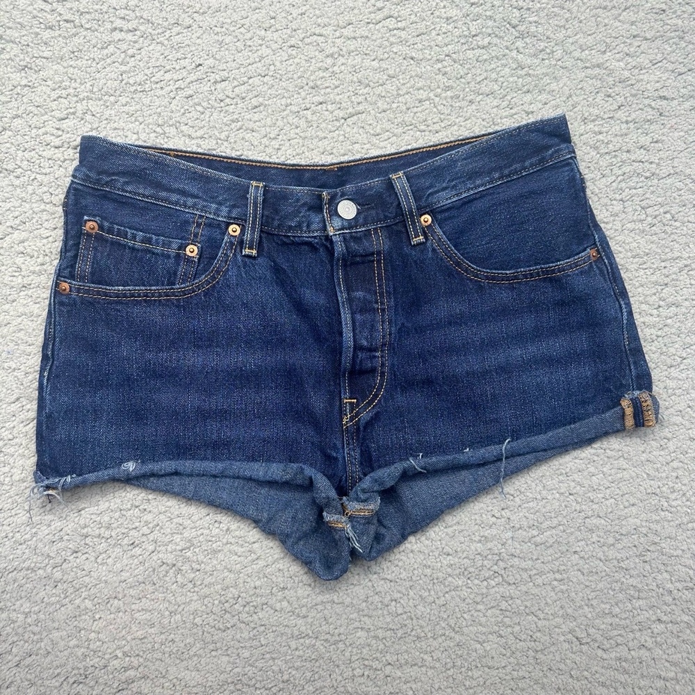 Levi's Denim CW-3715‎ Women's Size W30 Cut Off Shorts Blue S40197 Distressed Hem